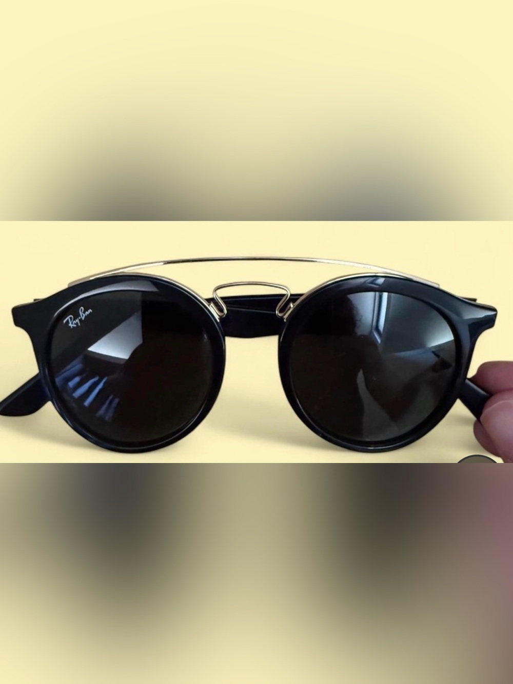 Ray-Ban Black Round Sunglasses with Gold Double Bridge